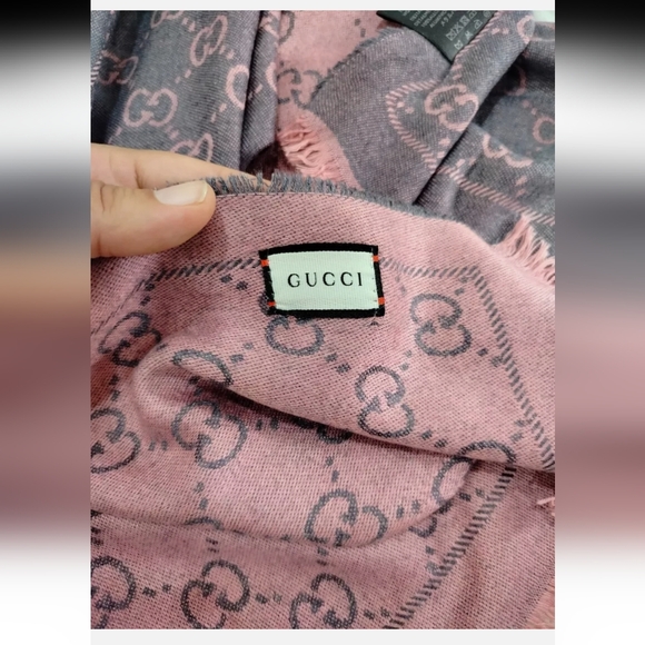 Gucci wool scarf - Picture 9 of 14